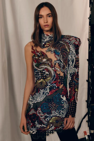 Look 8
